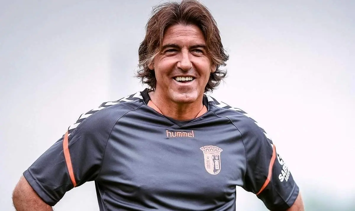 حضور شاد و خوشحال ساپینتو در کمیته انضباطی در روز تولدش!+ فیلم