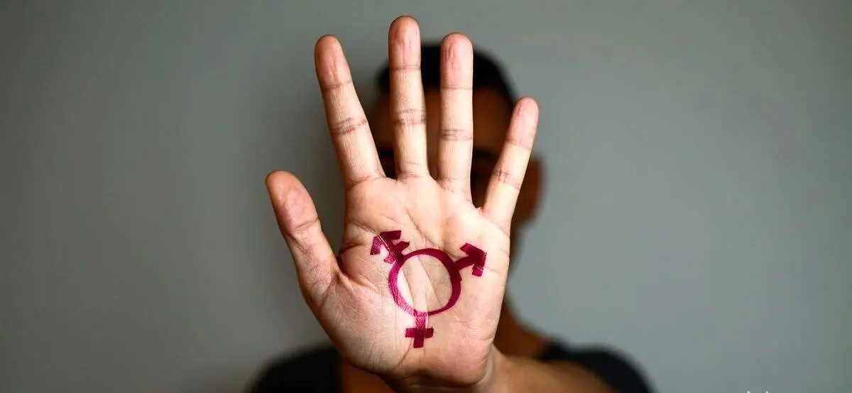 نشانه های اختلال هویت جنسیتی در افراد