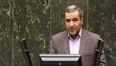 بیهوشی نماینده مجلس هنگام نطق + جزئیات انتقال به بهداری