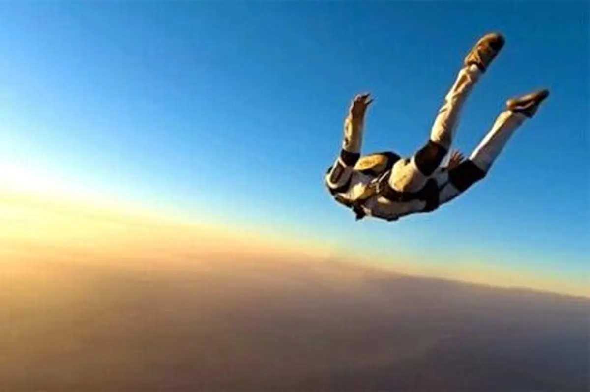 سقوط عجیب چتربازهای نیروهای ویژه اوگاندا+ فیلم