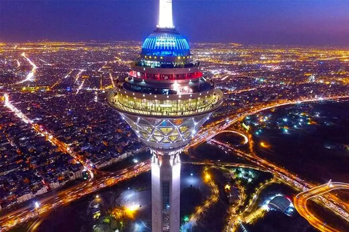 لحظه انفجار در محوطه برج میلاد+ فیلم