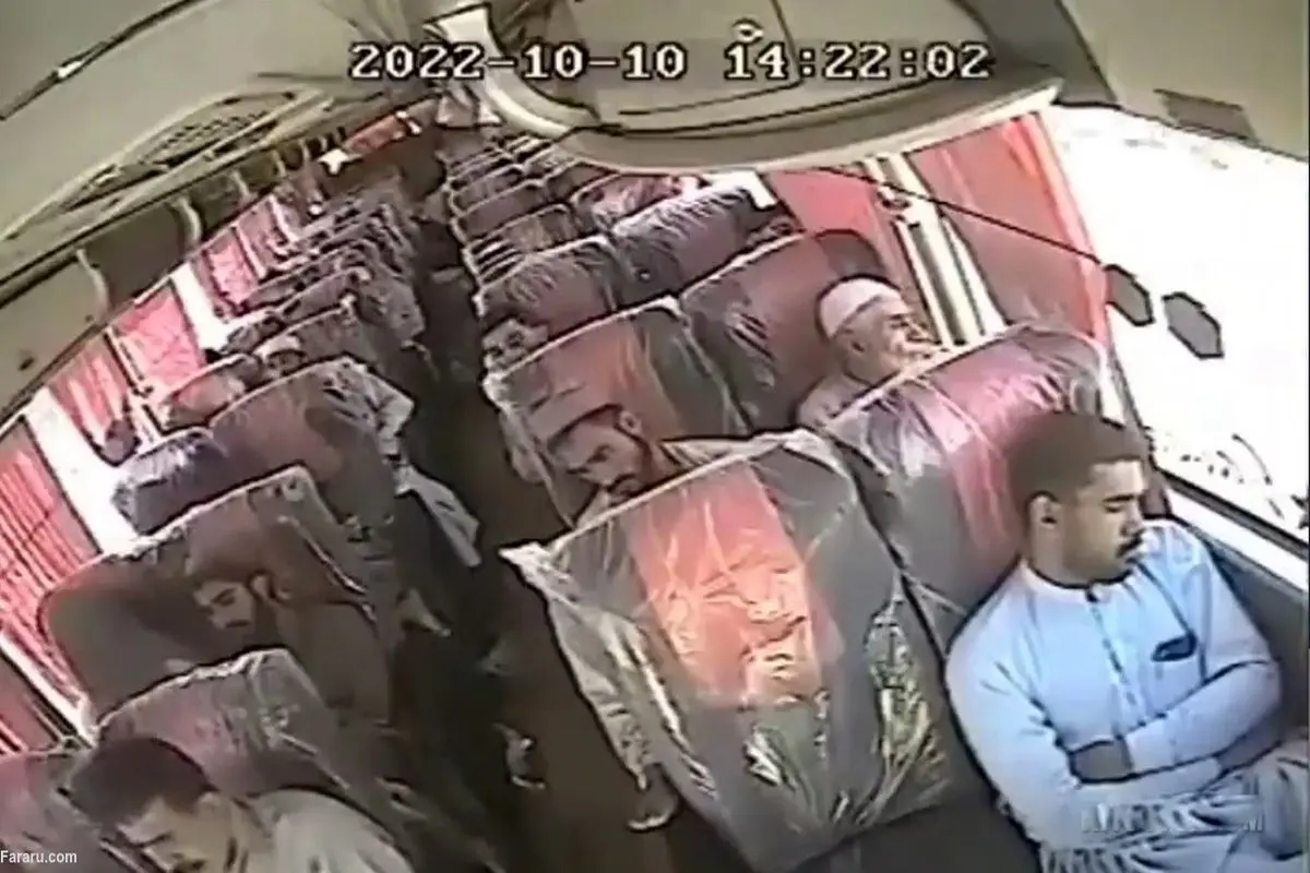 حادثه وحشتناک برای یک اتوبوس؛ وقتی مسافران خواب بودند + فیلم
