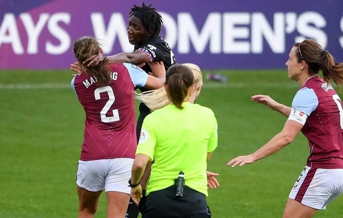 سیلی و مشت در سوپر لیگ زنان انگلیس + فیلم