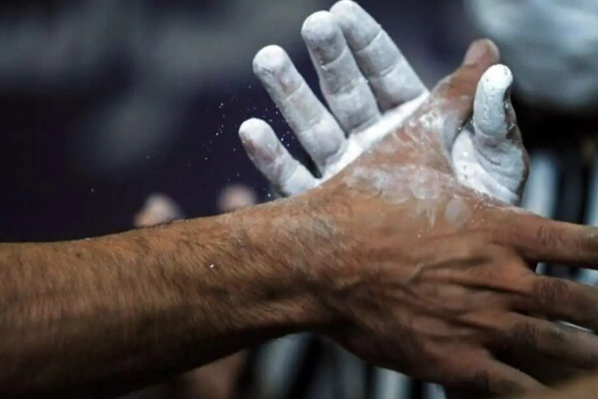 فیلم حواشی پرچم ایران و اسرائیل در مچ‌ اندازی جهان + واکنش فدراسیون بدنسازی