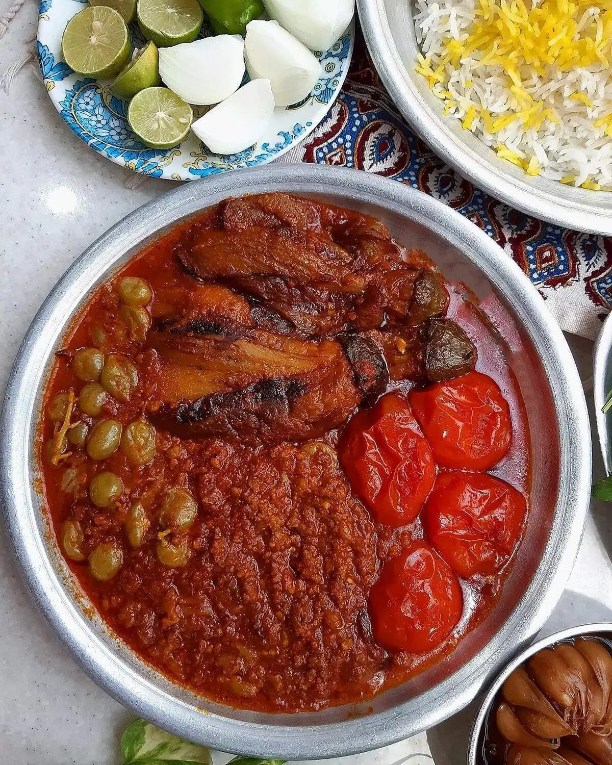 طرز تهیه خوشمزه‌ ترین و اصیل‌ ترین خورش ایرانی‎
