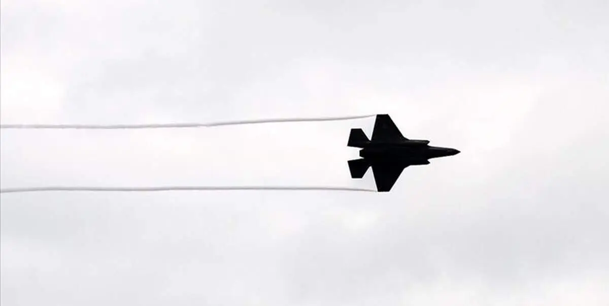 پرهزینه‌ ترین جنگنده آمریکا در پایگاه هوایی «یوتا» سقوط کرد+ عکس و فیلم