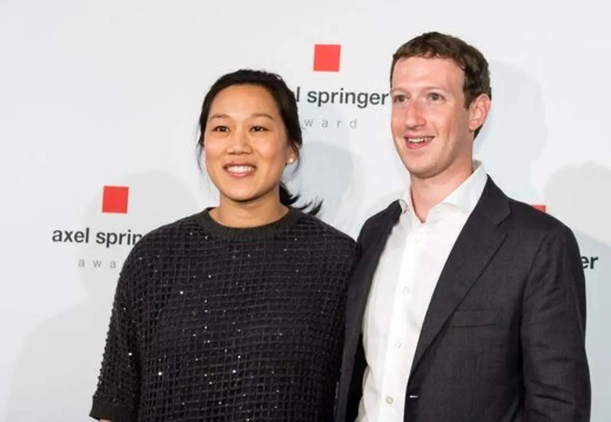 لحظه وحشت همسر مالک فیسبوک از تماشای یک مبارزه در قفس! + فیلم