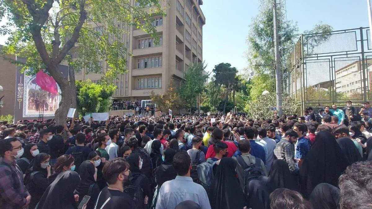 دانشجویان و دانش آموزان بازداشتی هر چه سریعتر آزاد می شوند