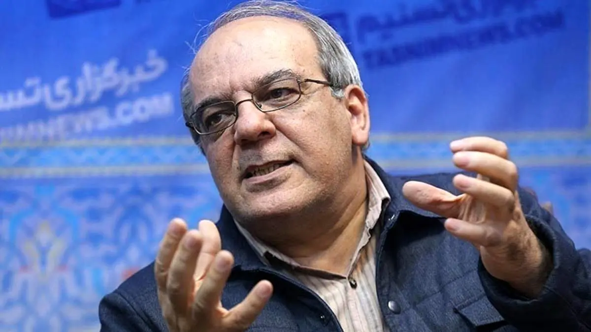 عباس عبدی: آنها که در خیابانند، در همین نظام آموزش دیدهاند