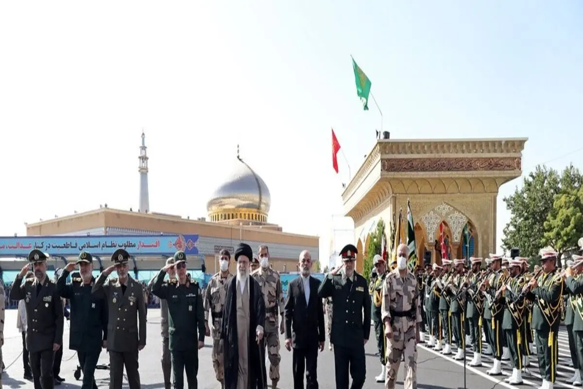 رهبر انقلاب: خیلی از کسانی که حجاب کامل ندارند، جزو هواداران جدی جمهوری اسلامی هستند/ درگذشت دختر جوان دل ما را هم سوزاند