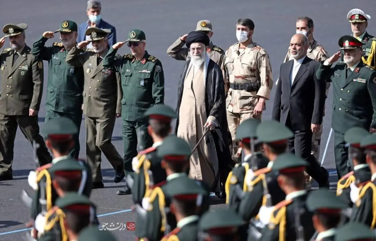 فریم به فریم با رهبر انقلاب در مراسم مشترک دانش‌آموختگی دانشگاه‌های نیروهای مسلح