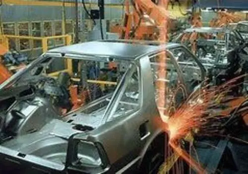 خودروسازها قیمت را چگونه حساب می کنند که همیشه از قیمت های دنیا کمتر است؟!