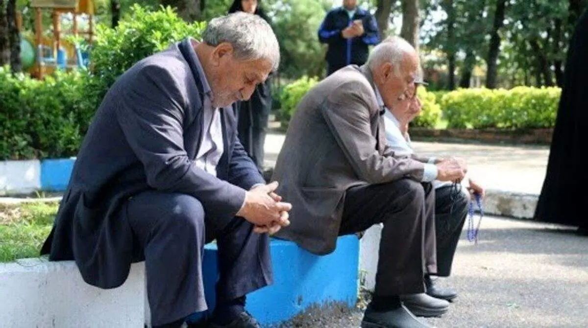 لایحه دو فوریتی دولت برای افزایش حقوق کارکنان و بازنشستگان