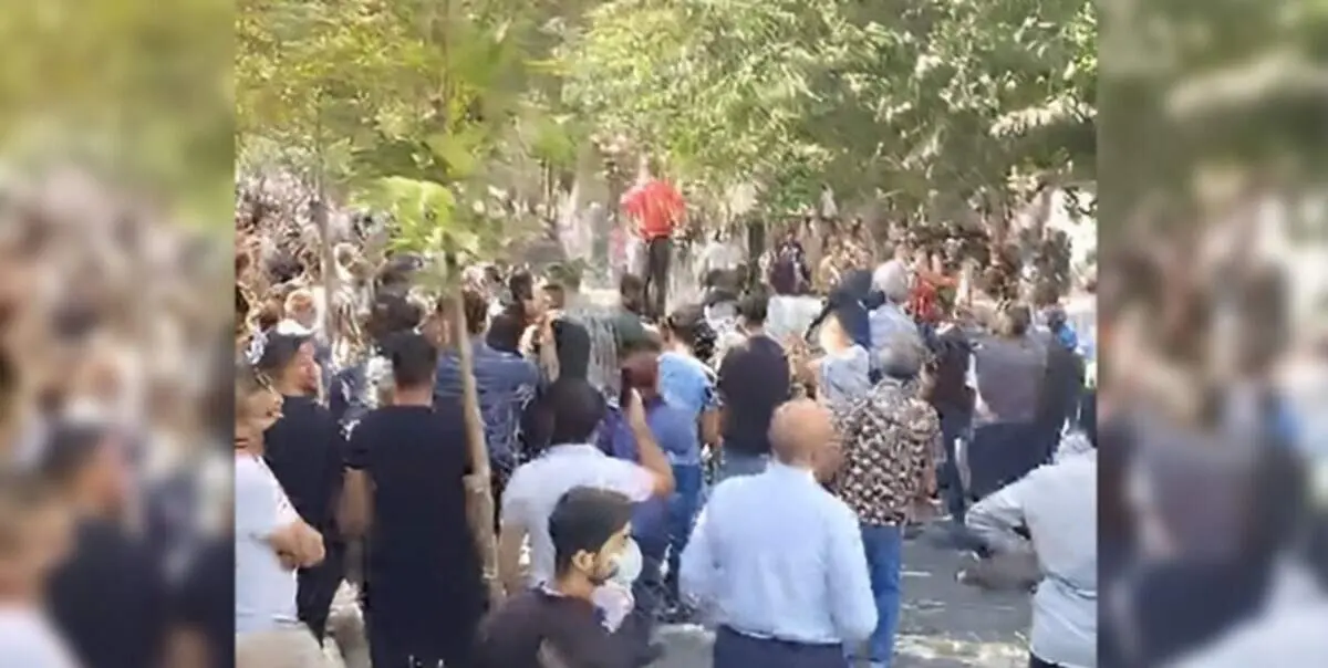 ناآرامی در بازار تهران/ بازاریان همراهی نکردند