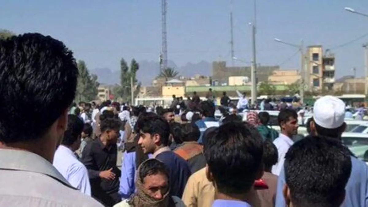 تصاویری از تروریستهای مسلح در حمله به کلانتری زاهدان + فیلم