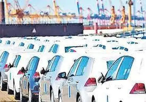 نامه اعتراضی واردکنندگان خودرو به معاون رئیس‌جمهور
