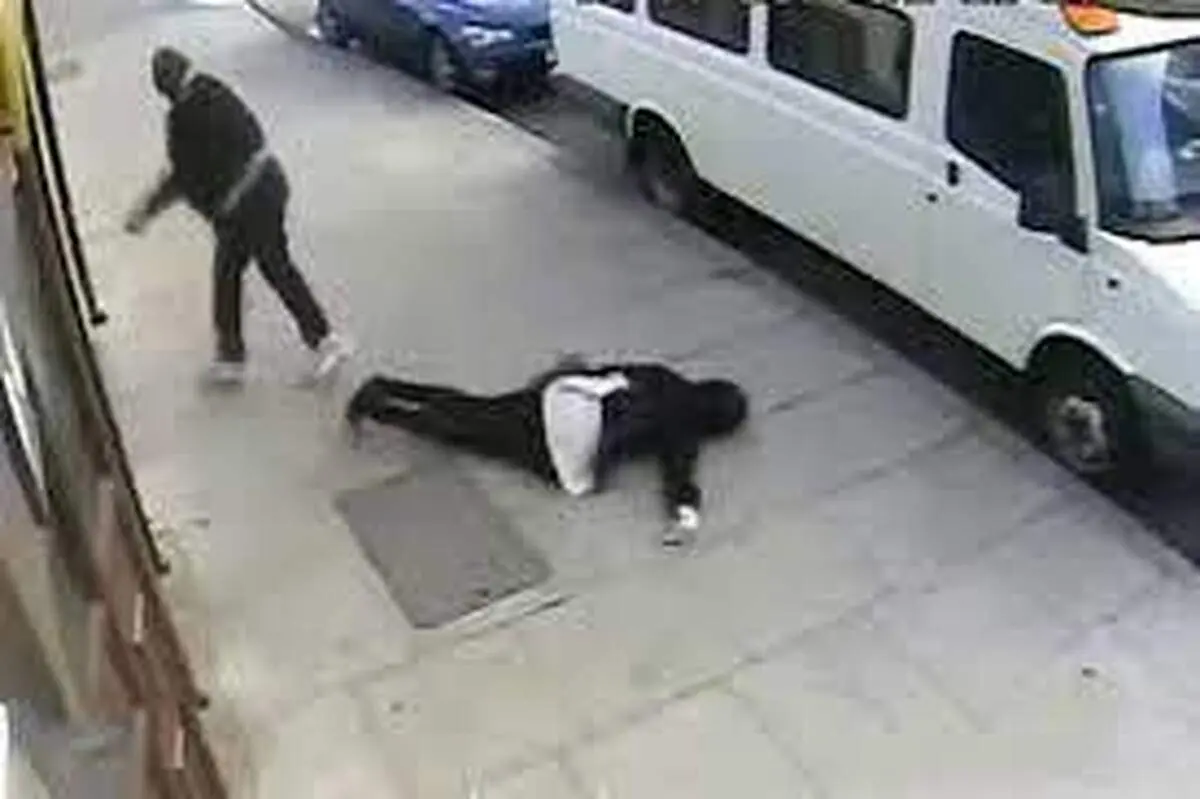 حمله مردم به مردی که داشت زنش را کتک می‌زد+فیلم