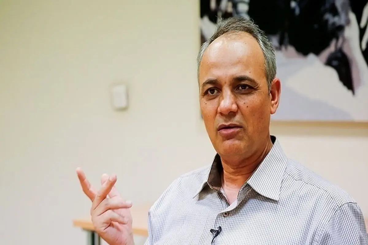 انتقادات تند احمد زیدآبادی در مناظره تلویزیونی