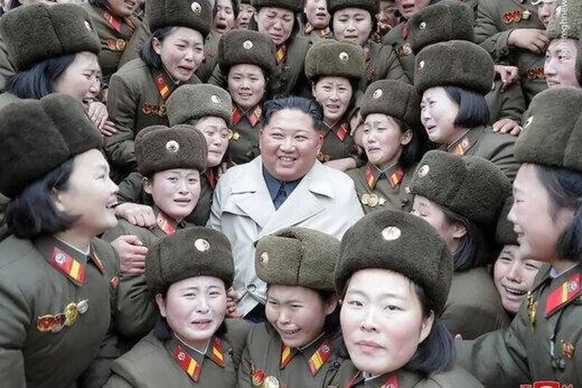 مردم کره شمالی برای «کیم جونگ اون» به دریا زدند! + فیلم