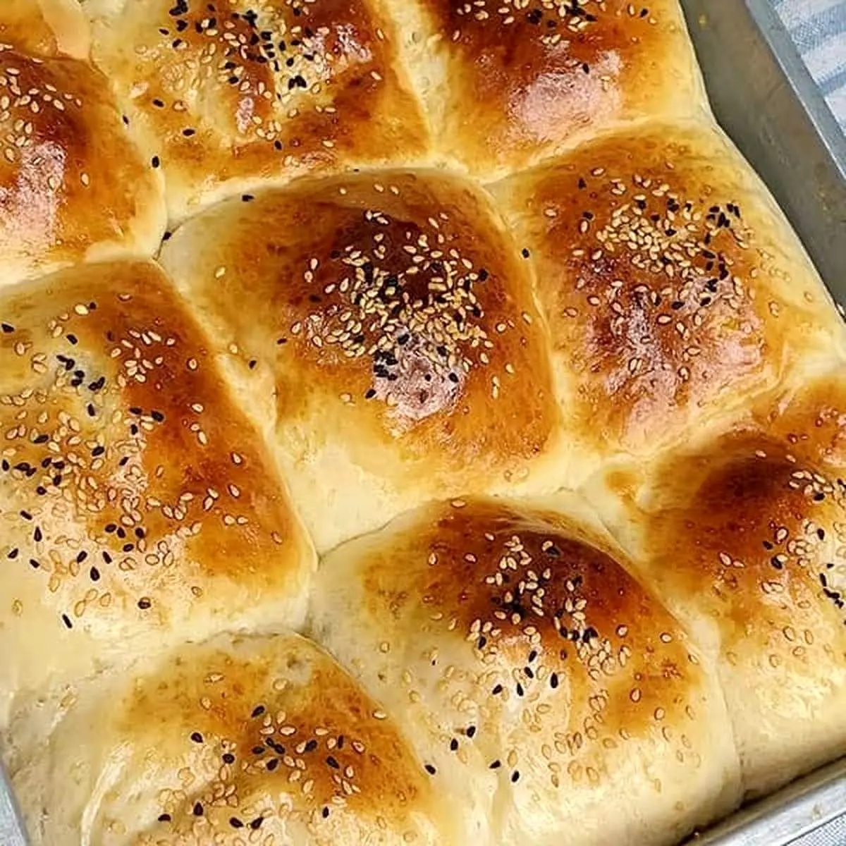 طرز پخت نان شکم پر خوشمزه و مجلسی