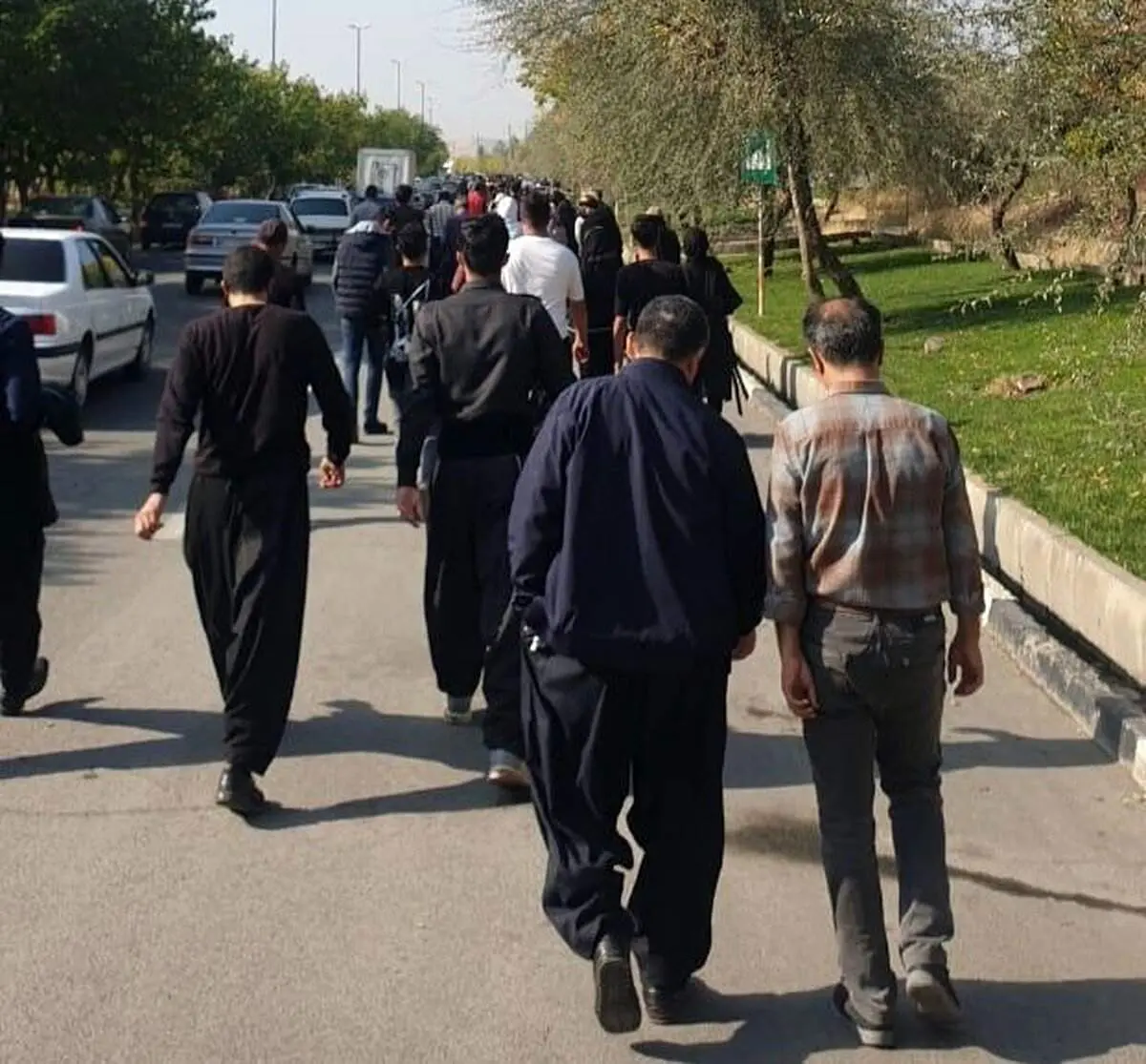 تخمینی از جمعیت حاضر در مراسم چهلم «ژینا»