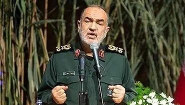 سرلشکر سلامی: مردم ایران رهبر انقلاب را تنها نگذاشته‌اند