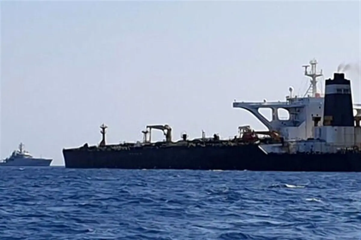 توقیف نفتکش خارجی حامل ۱۱ میلیون لیتر سوخت قاچاق توسط سپاه در خلیج فارس