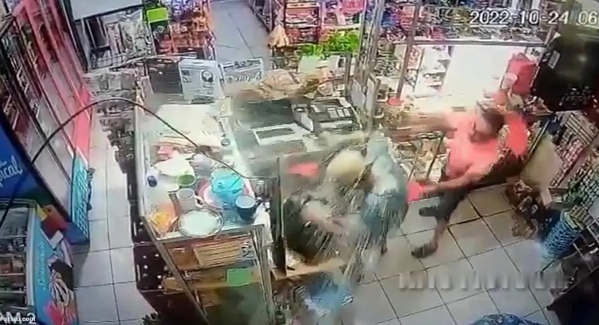 عاقبت سرقت از سوپرمارکت با شمشیر!+ فیلم