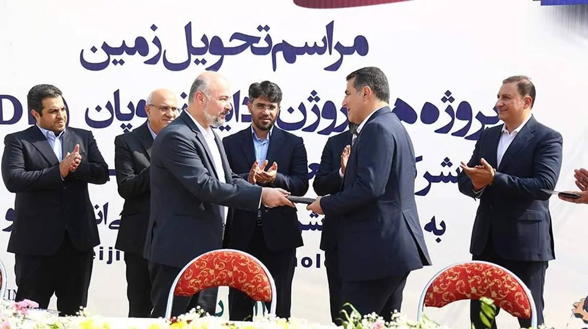 آغاز عملیات اجرایی یکی از کامل‌ ترین پروژه‌ های پتروشیمی کشور در بانک کارآفرین