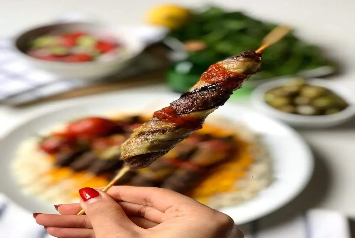 طرز تهیه رول کباب بادمجان به روش مجلسی