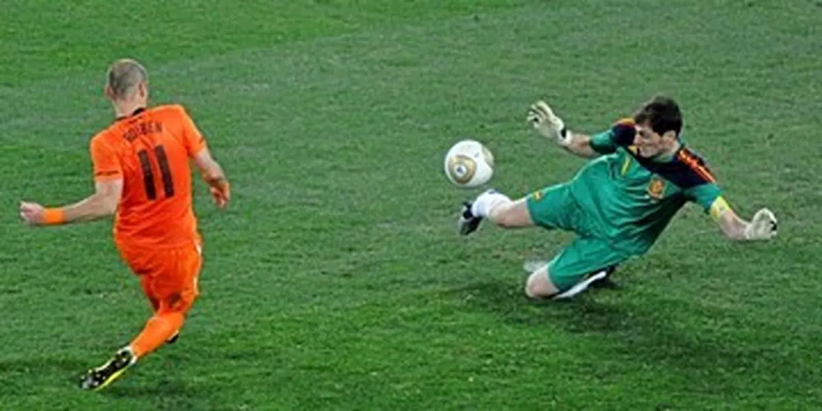 ویدئویی جذاب از بهترین مهارهای دروازه‌بانان در تاریخ جام جهانی+ فیلم