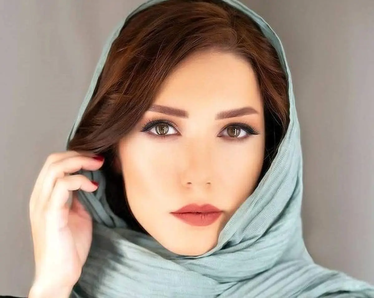 پوشش عجیب و غریب شهرزاد کمال زاده به سبک ننه نقلی ها!+ عکس