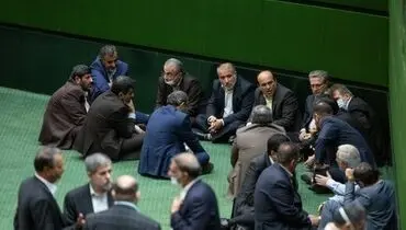 رئیس مجلس می گوید دولت خسته است؛ دولت می گوید بودجه سالانه ای است که خودتان تصویب کردید
