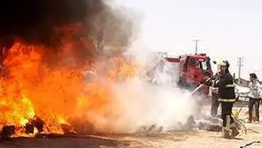 آتش سوزی گسترده در شرکت تولید روغن موتور مبارکه+فیلم