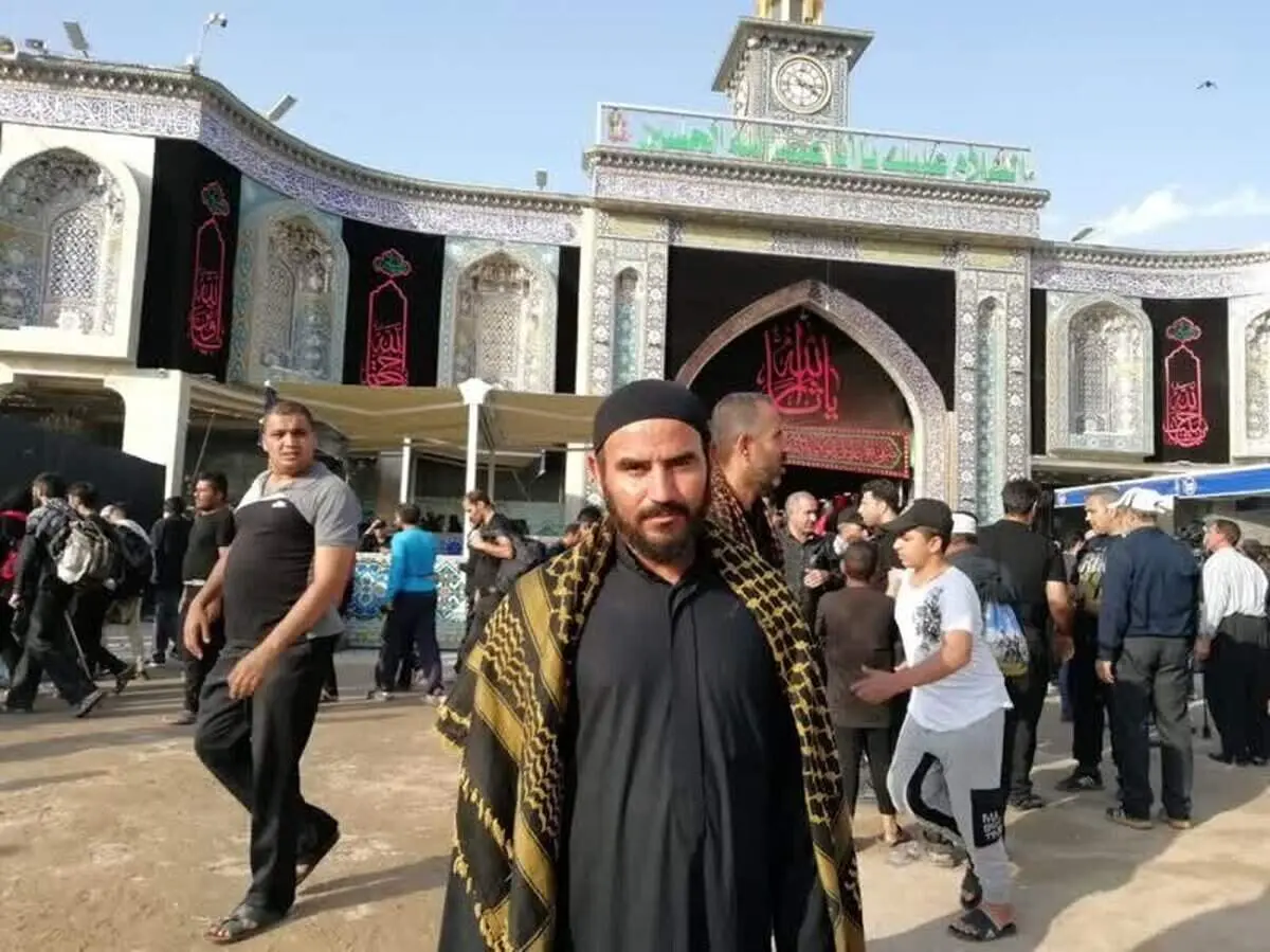 حمله به علی دایی و علی کریمی در لحظه وداع با امام جماعت شیراز (۱۶+) + فیلم