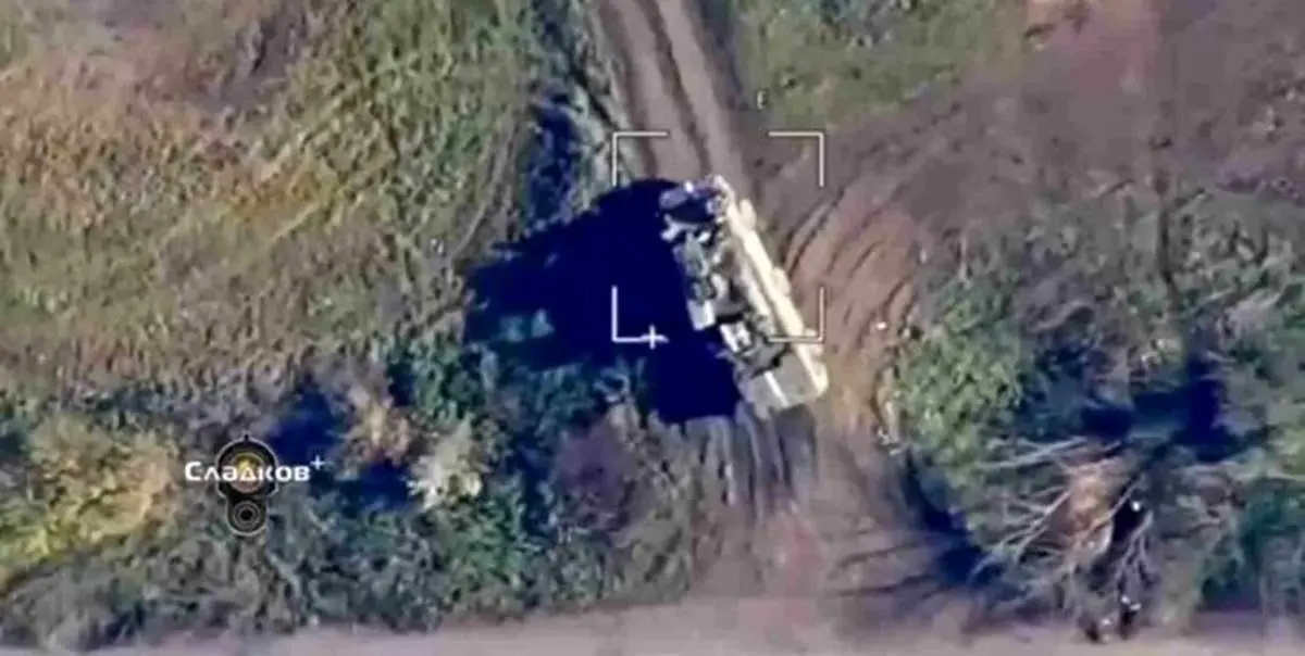 لحظه انهدام پدافند هوایی اوکراین با پهپاد انتحاری روسیه + فیلم