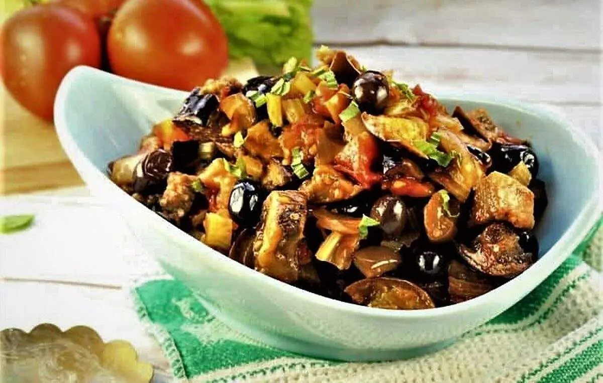 طرز تهیه خوارک بادمجان و قارچ ؛ ویژه گیاه خواران