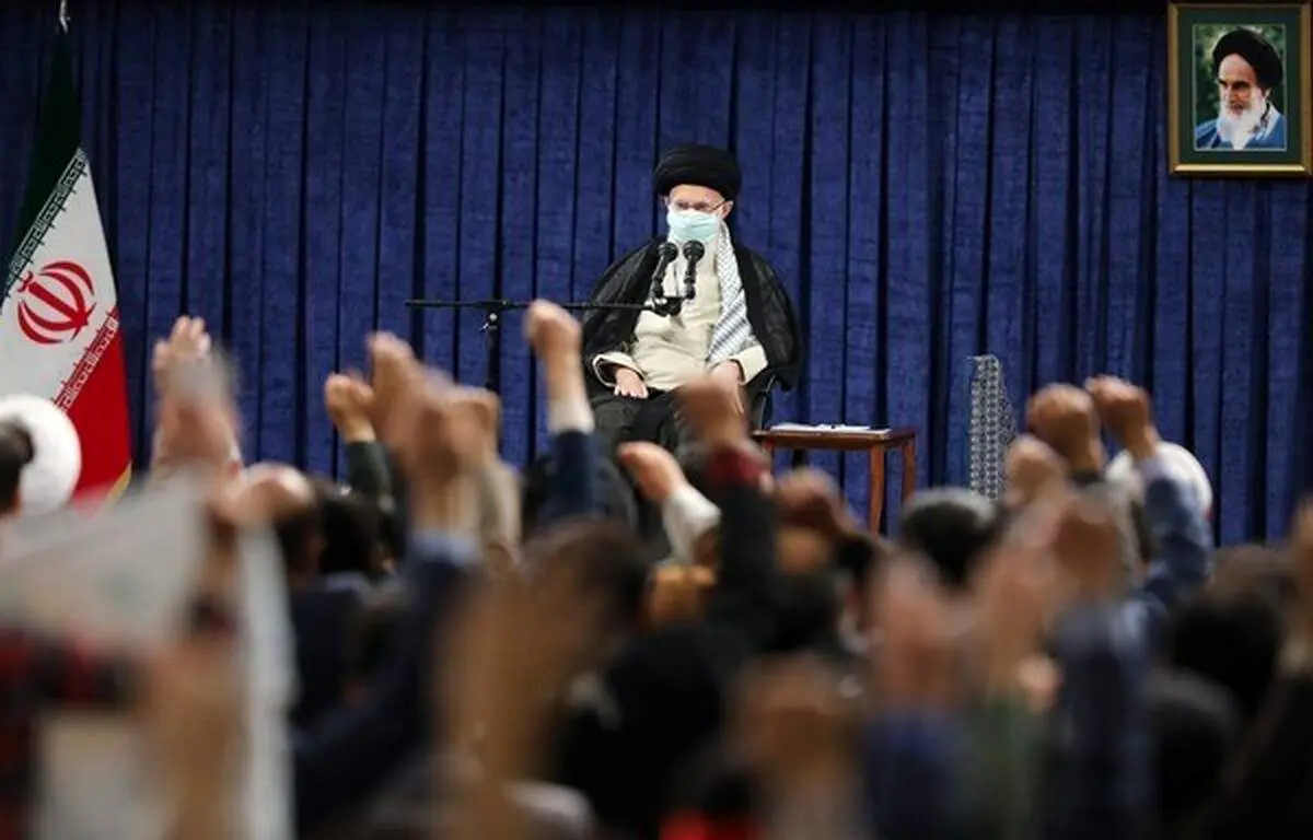 رهبرانقلاب: آب اصفهان مسئله مهمّی است و پیگیر آن هستم