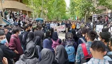 روزنامه جمهوری اسلامی: حاکمان شجاعانه خواسته‌های مردم را برآورده کنند