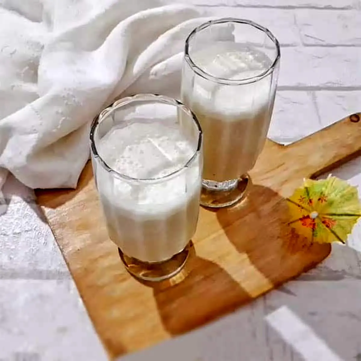 طرز تهیه شیر موز به روش کافی شاپی