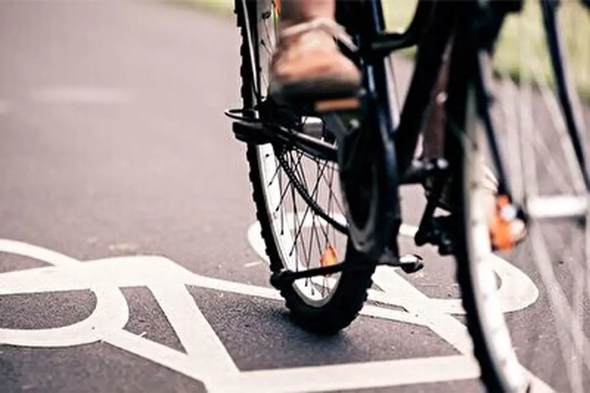 نجات معجزه آسا یک دوچرخه سوار از مرگ+ فیلم