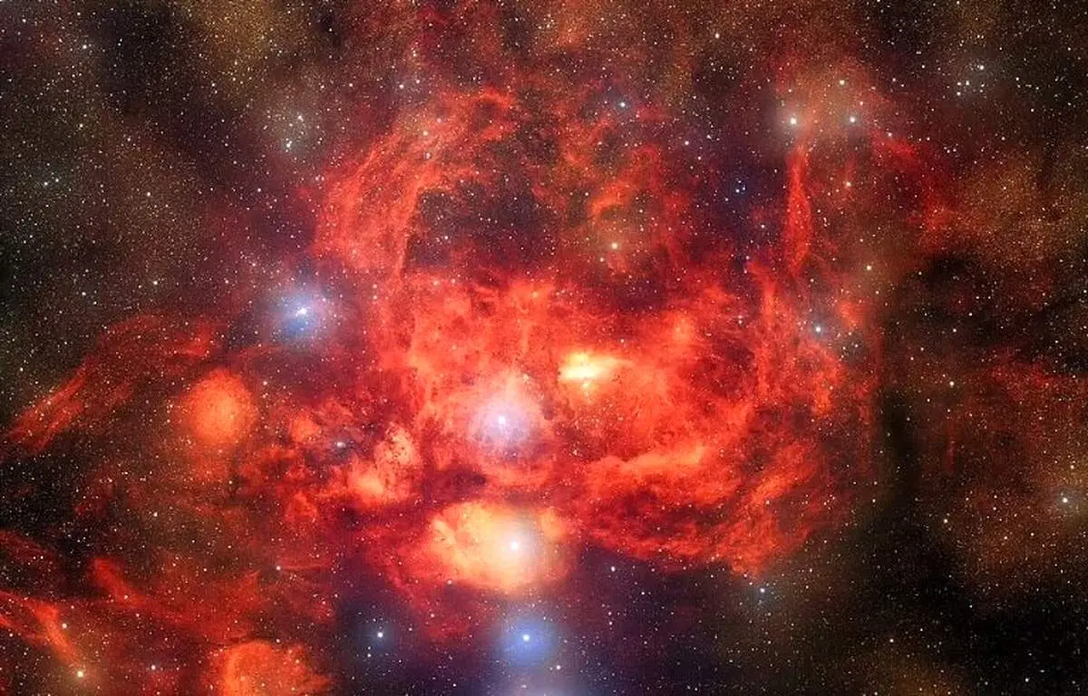 یک زوم فوق‌ العاده به سمت این سحابی لابستر را ببینید + فیلم