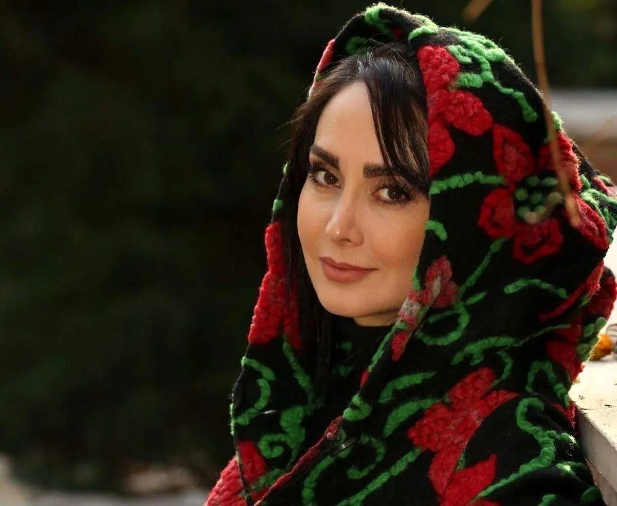 مریم خدارحمی با لباس بلوچی در نخلزاری زیبا+ عکس