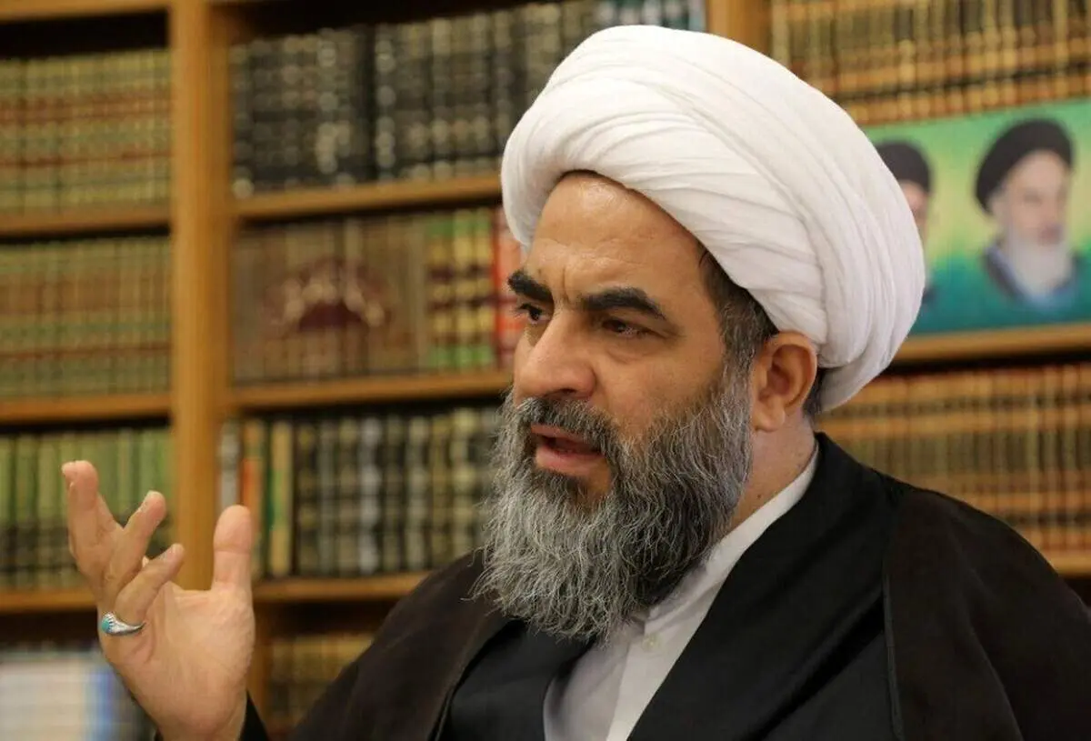 واکنش آیت الله فاضل لنکرانی به عمامه پرانیها