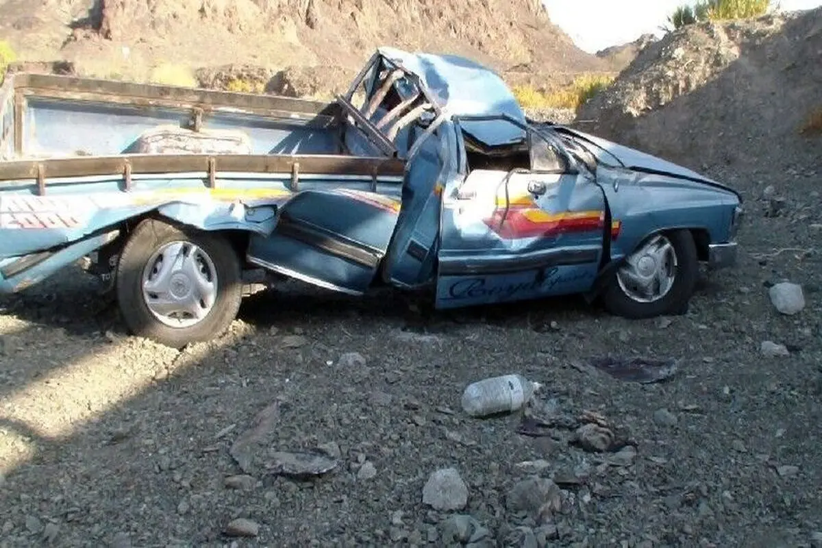 واژگونی خودرو در سراوان - خاش با ۹ کشته