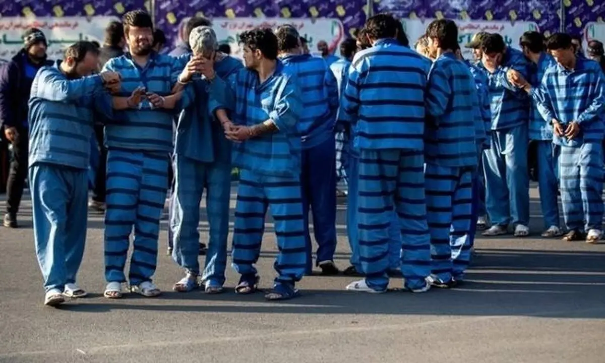 بازداشت ۶۳ اخلالگر ارزی و کشف بیش از ۳۰۰۰ میلیون ارز در طرح کاشف