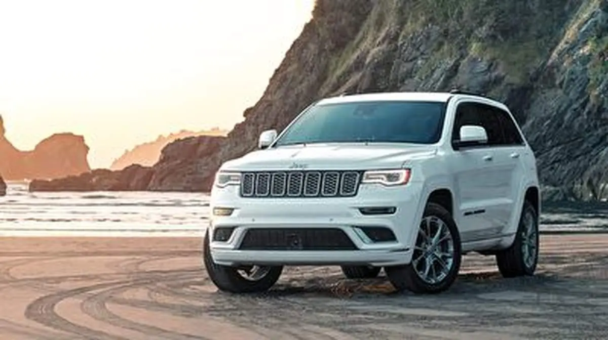 آنباکسینگ خودرو فوق لاکچری جدید جیپ بنام GrandCherokee ۲۰۲۳+ فیلم