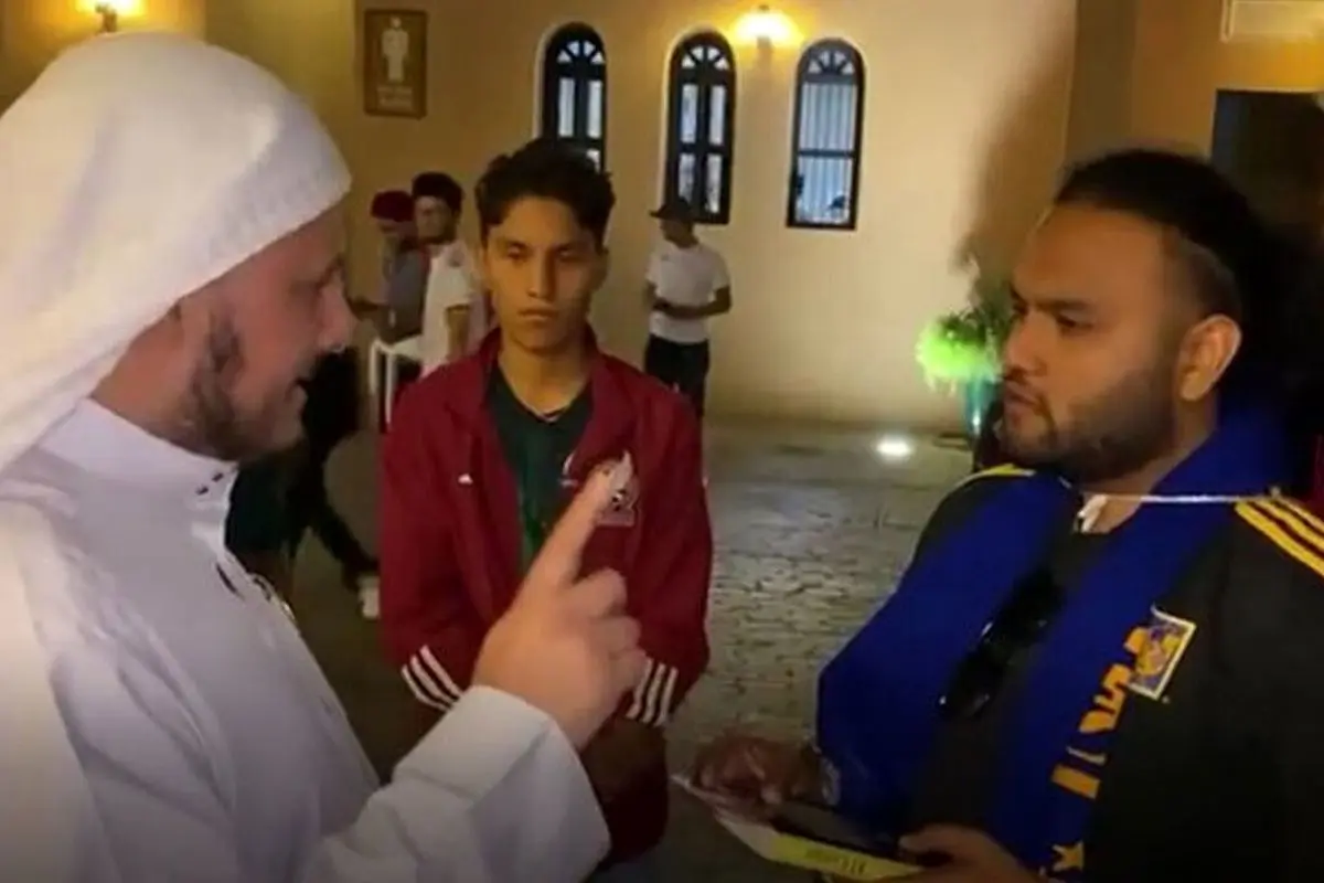 مسلمان شدن یک هوادار مکزیکی در جام جهانی قطر + فیلم