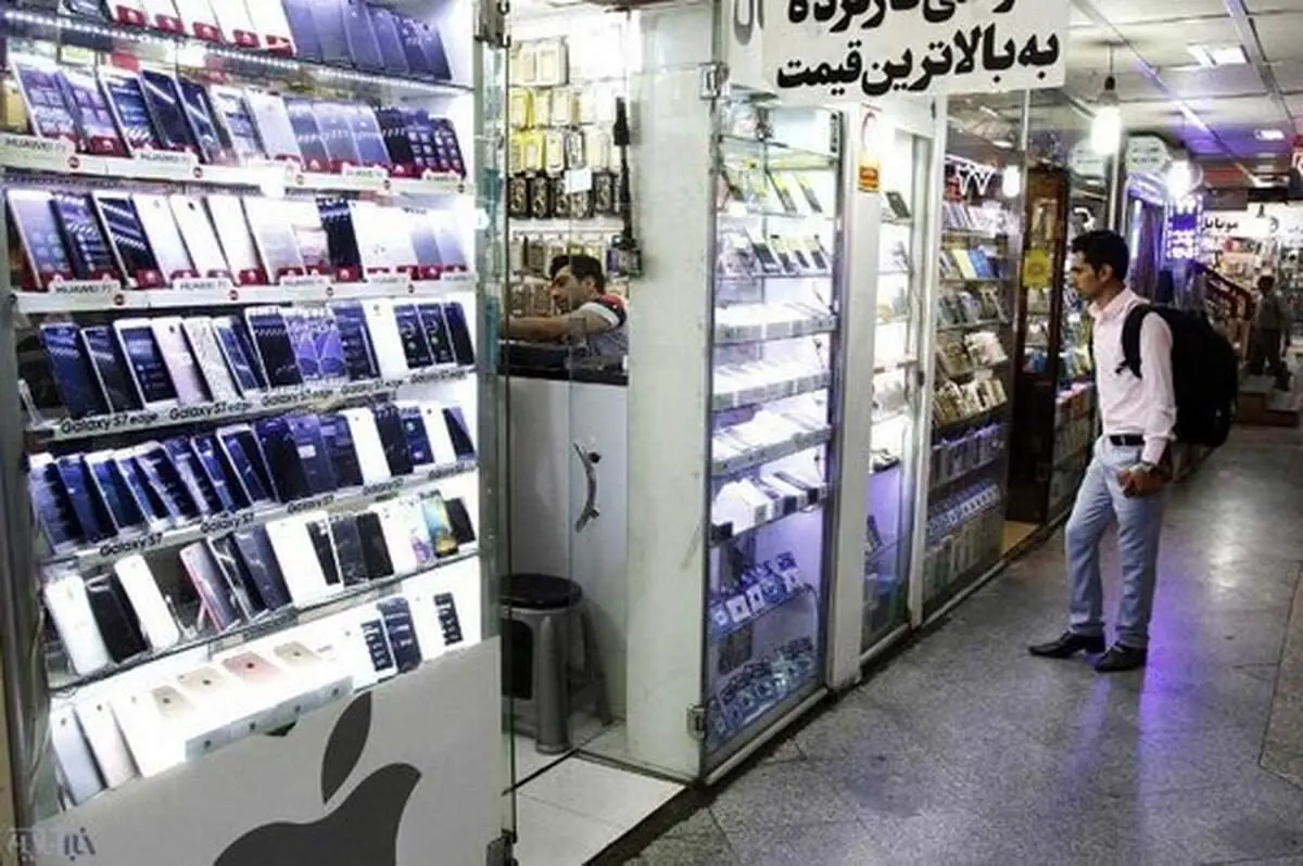 قیمت روز انواع تلفن همراه در ۳ آذر ۱۴۰۱ + جدول