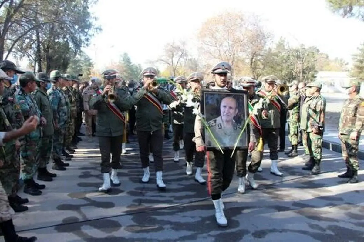 پیام فرمانده‌ کل ارتش درپی درگذشت امیرسرتیپ کوچک‌زاده